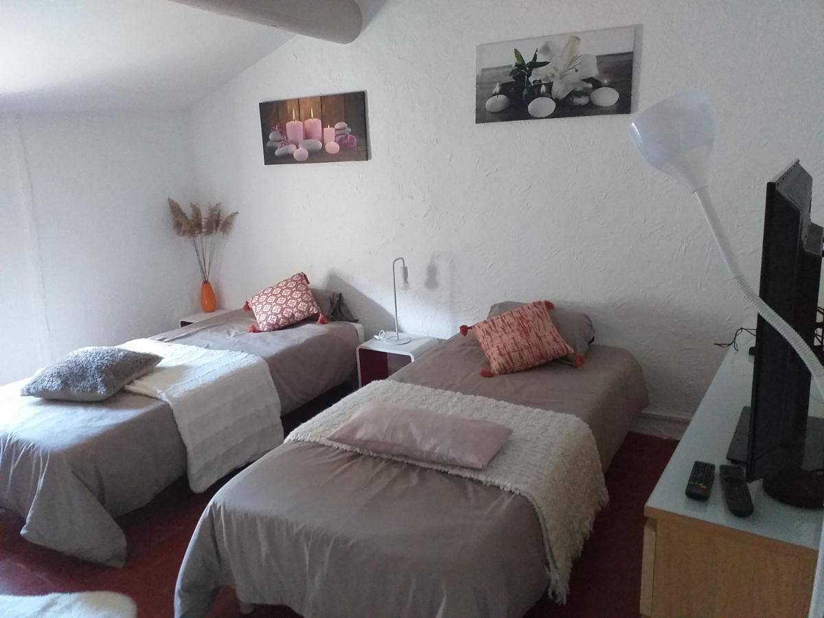 Deux M Bed and Breakfast Villes-sur-Auzon Esterno foto