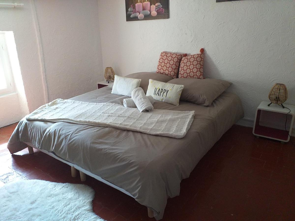 Deux M Bed and Breakfast Villes-sur-Auzon Esterno foto