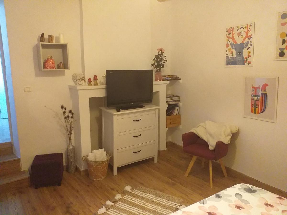 Deux M Bed and Breakfast Villes-sur-Auzon Esterno foto